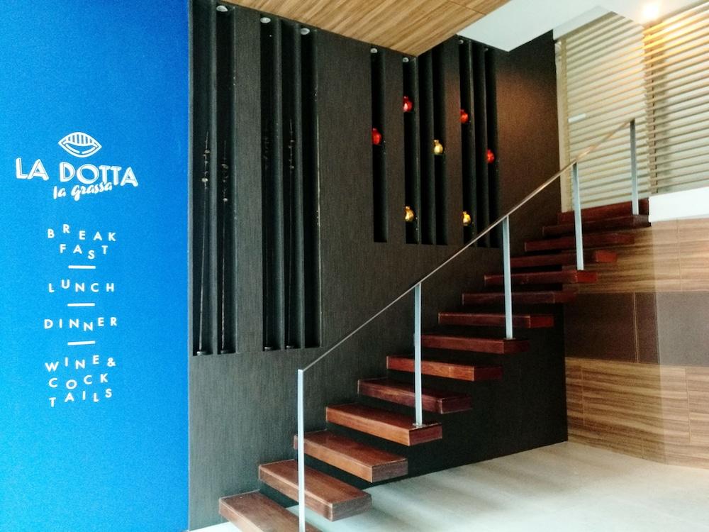 Hotel Sacha's Uno Sha Bangkok